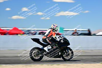 media/Mar-25-2024-Moto Forza (Mon) [[8d4319bd68]]/4-Novice Group/Session 4 Front Straight Speed Pans/